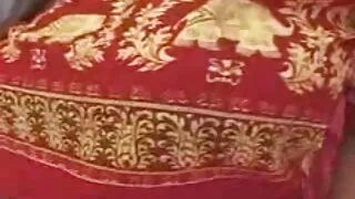 Чарівний звір стрептиз еротика трахкає в рот