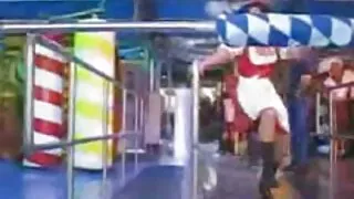 Молода сільська господиня стрибає еротика онлайн бесплатно на члені