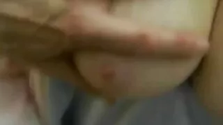 Винахідлива сучка секс еротика дає мінет негру