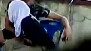 Молодий студент чоловік поширився для сексу в першому Ра порно секс еротика